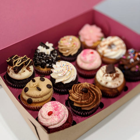 Boîte assortie 12 cupcakes réguliers - Choix du chef