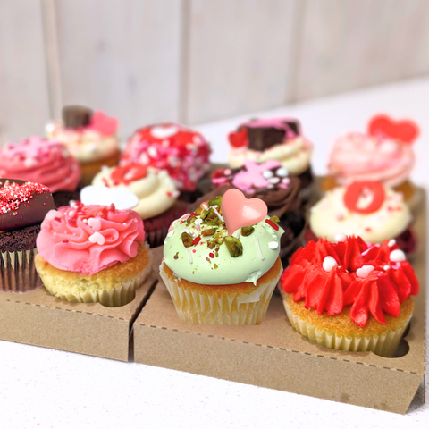 Boîte de Cupcakes Saint-Valentin 100+ | Saveurs assorties 💘