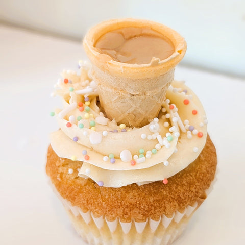 Vanilla Maple Cupcake – Decadent Edition 🍁 