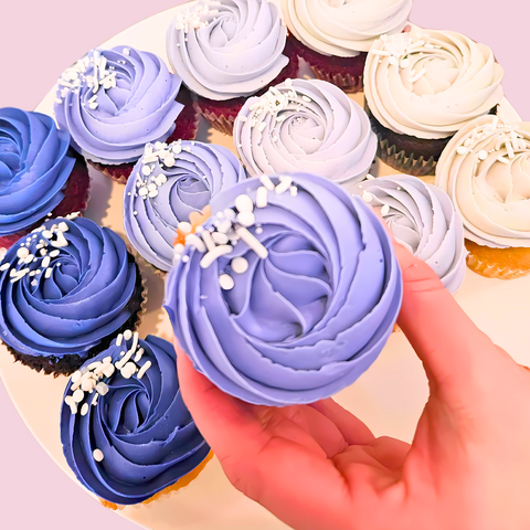 Boîte de Cupcakes Journée de la femme 100+ | Couleurs assorties 🪻