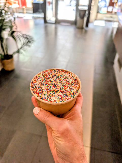 Le Dot Cake
