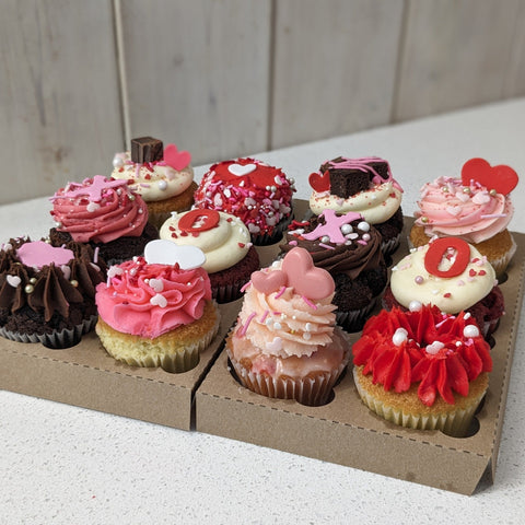 Valentine's Day box - 12 cupcakes