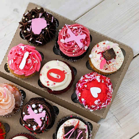 Valentine's Day Cupcake Box 100+ | Assorted Flavors 💘
